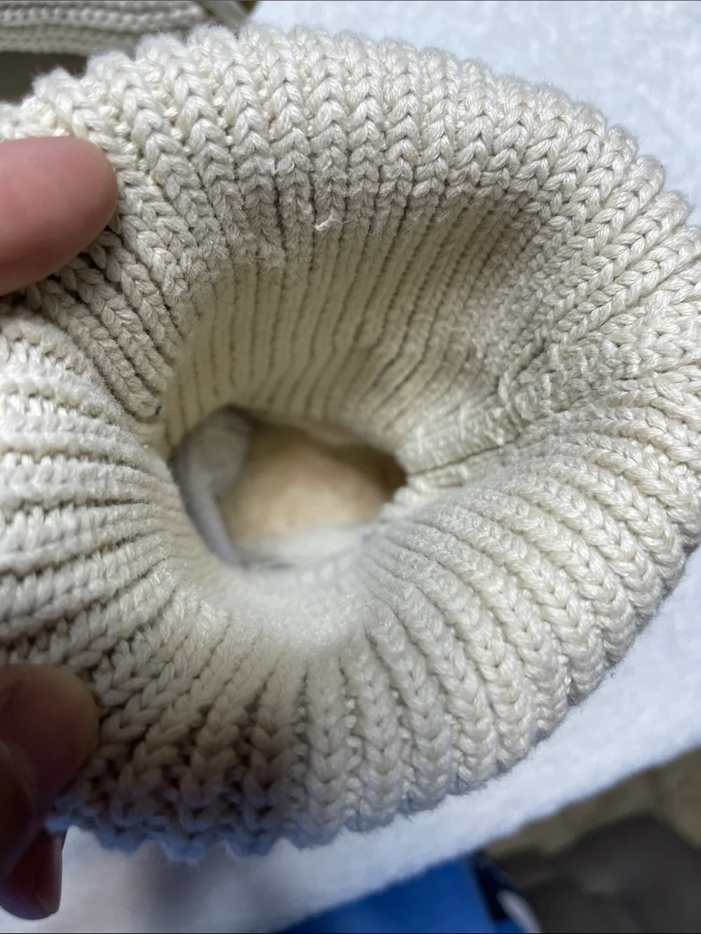 UGG Australia Classic Knit Boots In Cream Size 8